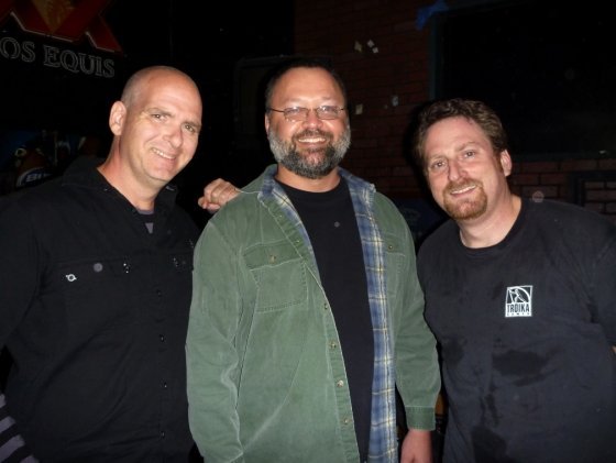 Les fondateurs de Troika Games. De gauche à droite : Jason D. Anderson, Tim Cain et Leonard Boyarsky.